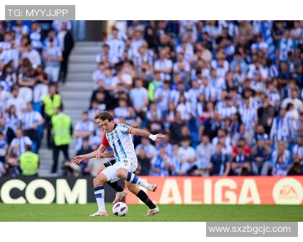 巴萨那与贝蒂斯的激烈对决揭示西甲联赛的争冠形势与球队实力较量 巴萨那与贝蒂斯的激烈对决揭示西甲联赛的争冠形势与球队实力较量