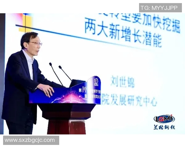 崔永熙:在时代变革中探索自我与社会的深刻联系与反思 崔永熙:在时代变革中探索自我与社会的深刻联系与反思