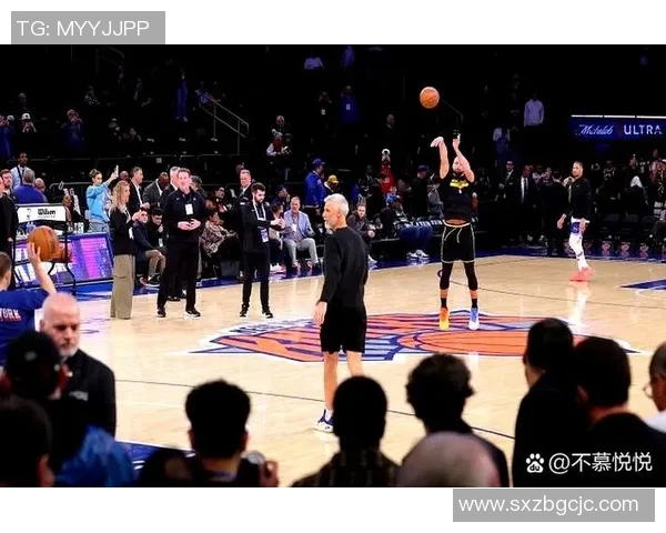 库里带领勇士战胜尼克斯全队庆祝瞬间回顾与精彩时刻分析