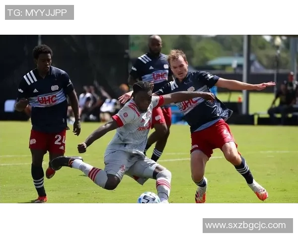 新英伦革命与纽约红牛的激烈对决展现足球魅力与战术智慧的碰撞