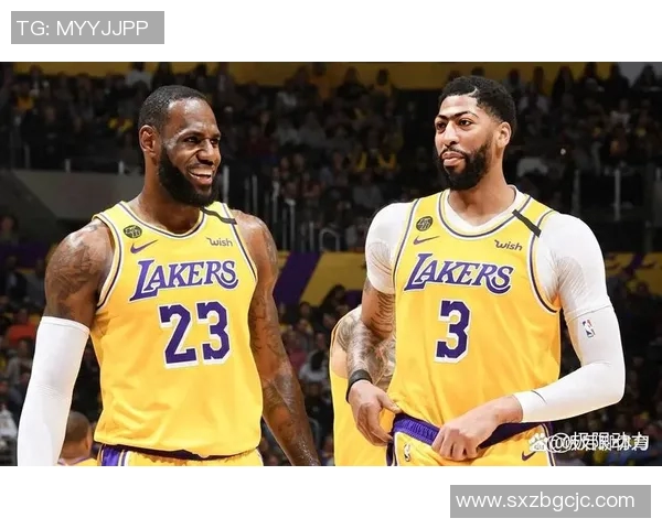 湖人热火激战正酣直播吧全程带你感受NBA精彩瞬间与赛场氛围