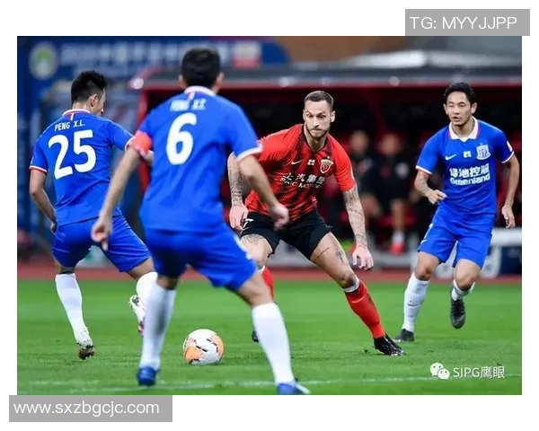 重庆足球队的阵地战解析：战术布局与球员配合的深度剖析