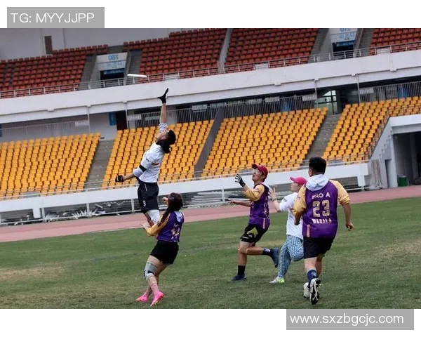 飞盘竞技的魅力与挑战:深圳飞盘队反击战术全解析 飞盘竞技的魅力与挑战:深圳飞盘队反击战术全解析