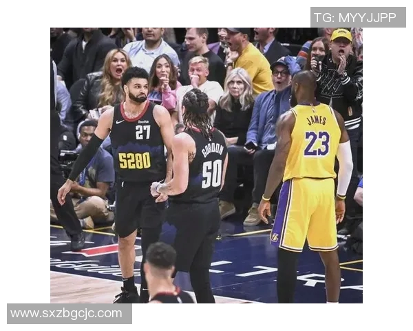 178湖人对勇士精彩直播回顾与赛后分析全方位解读比赛亮点与球员表现 178湖人对勇士精彩直播回顾与赛后分析全方位解读比赛亮点与球员表现