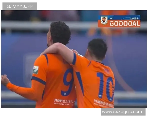 2013年北京国安与山东鲁能激战回顾：激情四溢的中超经典对决