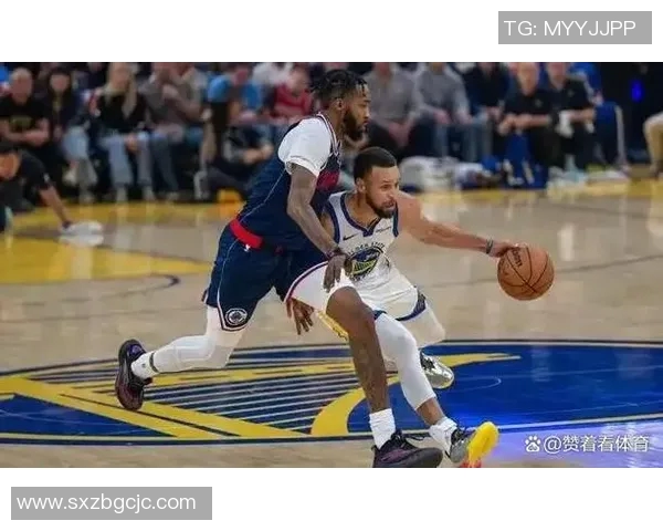 勇士与快船激战四月精彩对决全场回顾与精彩瞬间分析