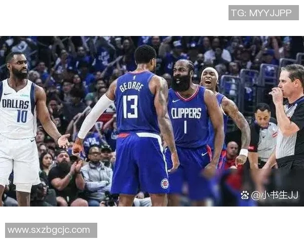 快船与掘金激战正酣NBA直播原声带你感受现场氛围 快船与掘金激战正酣NBA直播原声带你感受现场氛围