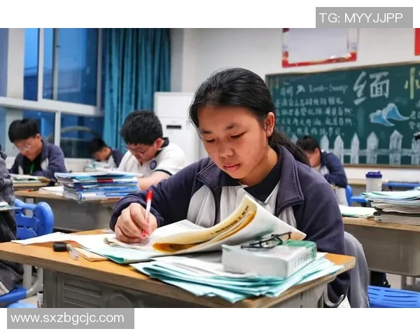 朱旭航的成长之路：从平凡少年到杰出人才的奋斗历程与启示